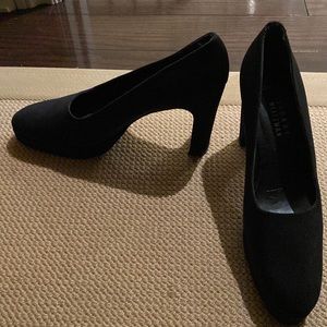Stuart Weitzman black evening pump